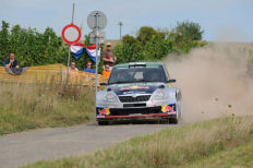 So ein ****, Juho Hänninen ist drauf und dran, den fast sicheren S2000 WM Titel wegzuwerfen. Ausfall in Deutschland